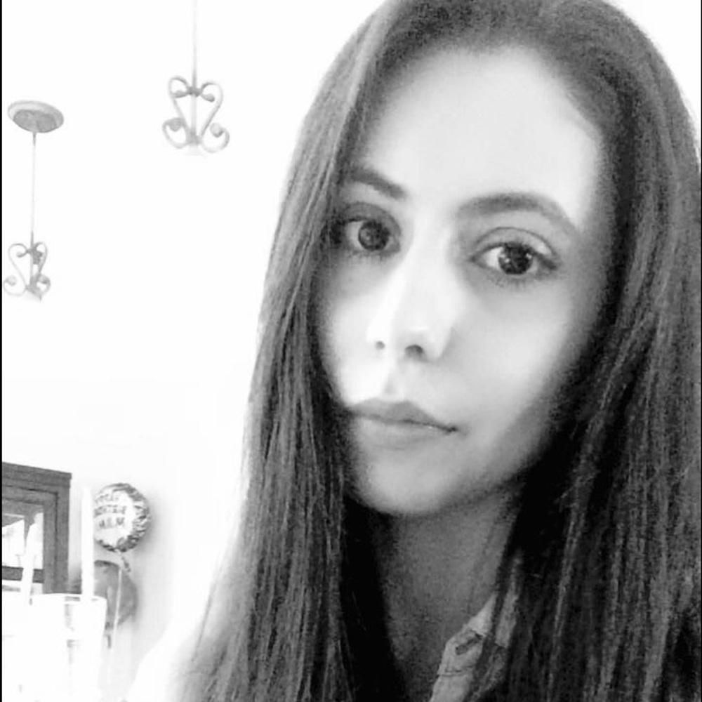 Meet your Posher, Andrea